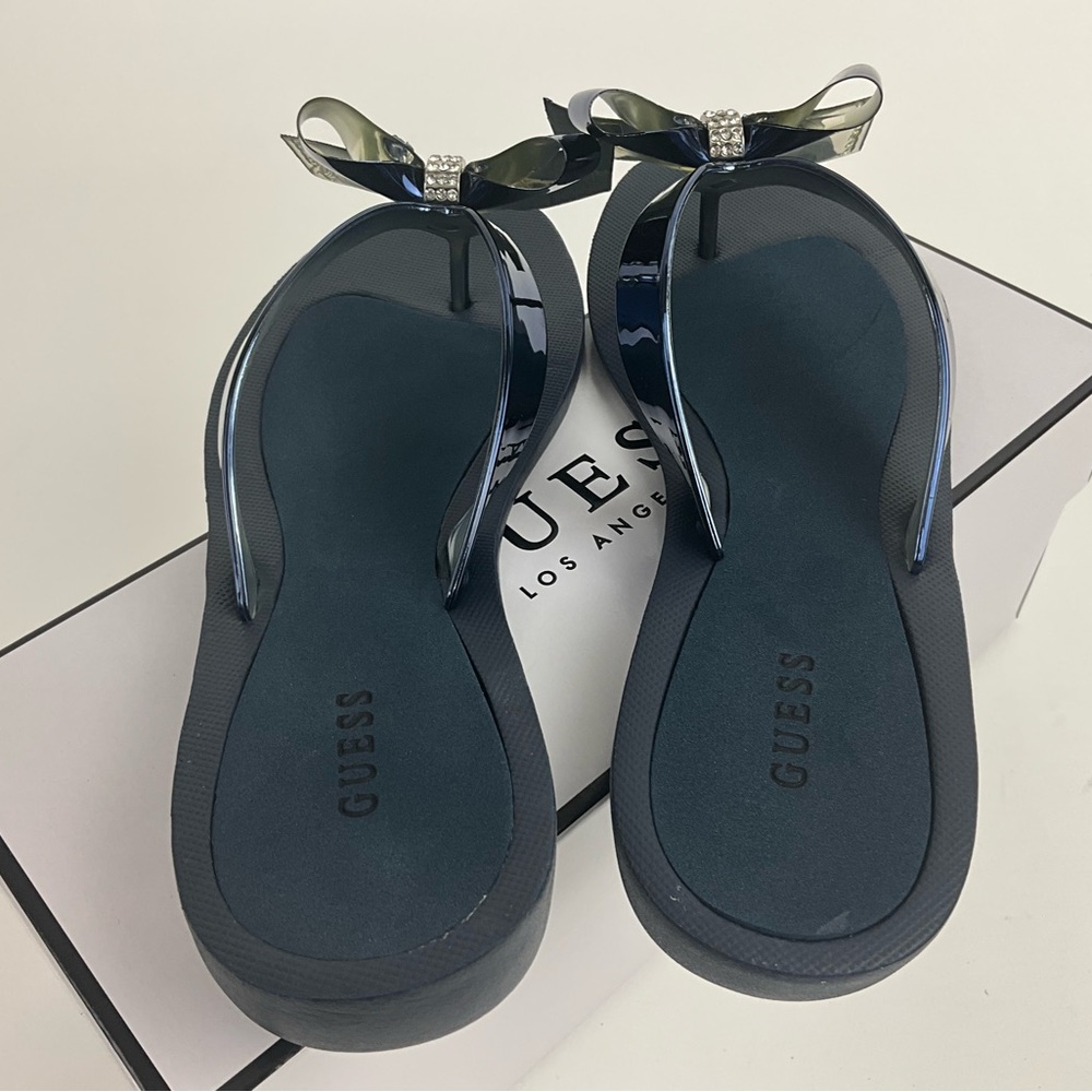 Guess Women's TUTU 9 Navy Bow Thong Flat Flip,Flop Sandals NIB - Picture 3 of 8